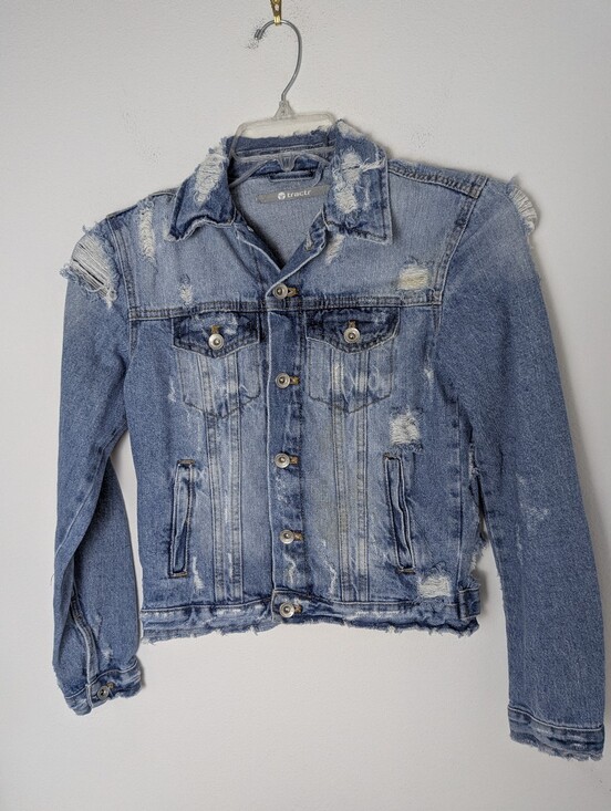 Tractr Jackets & Blazers - Tractr Women Blue Distressed Blue Denim Crop Jacket Size XS Ripped Festival Euc